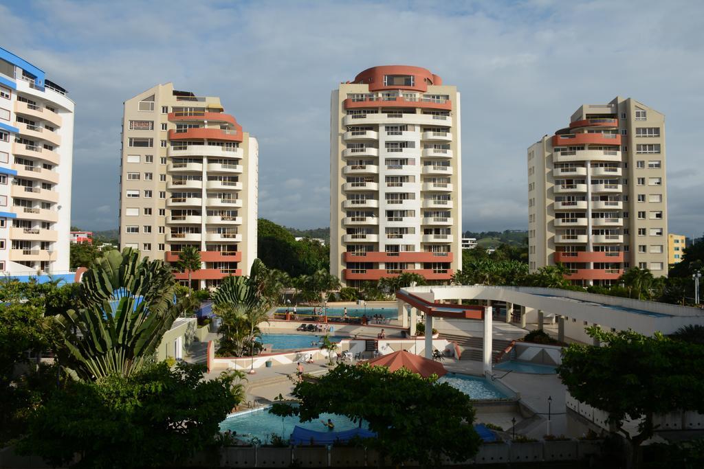 Playa Almendro Resort Tonsupa Exterior foto